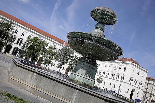 Das Hauptgebäude der Ludwig-Maximilians-Universität in München. Die LMU ist im Ranking ebenfalls oben dabei. Das Hauptgebäude der Ludwig-Maximilians-Universität in München. Die LMU ist im Ranking ebenfalls oben dabei.