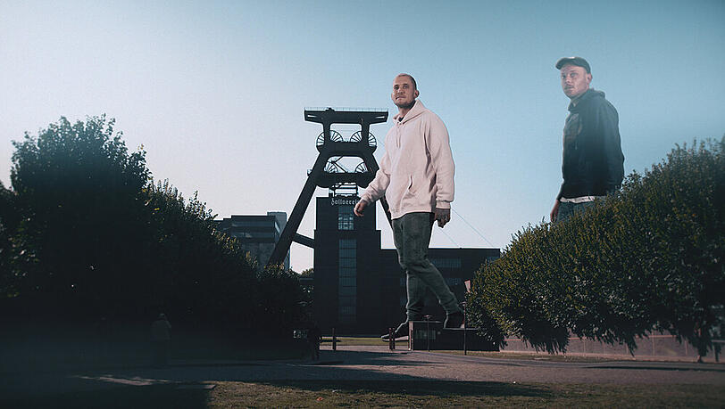 Daniel "Shneezin" Schneider (l.) und Mike Rohleder haben ihr neues Album "Hömma" veröffentlicht Daniel "Shneezin" Schneider (l.) und Mike Rohleder haben ihr neues Album "Hömma" veröffentlicht
