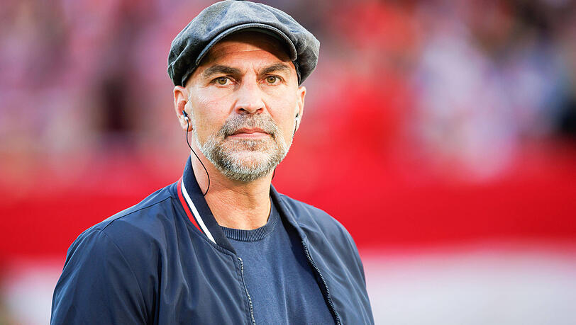 Der ehemalige Bayern-Spieler Markus Babbel übt heftige Kritik an Uli Hoeneß. Der ehemalige Bayern-Spieler Markus Babbel übt heftige Kritik an Uli Hoeneß.