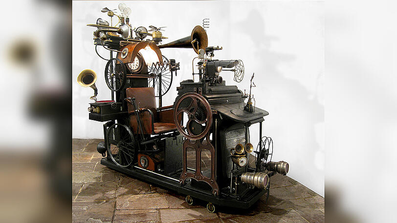 Die Zeitmaschine, Charly-Ann Cobdak.