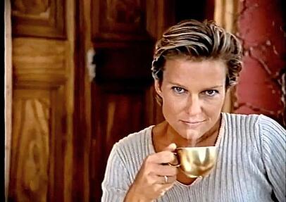 Bundesweit bekannt wurde Stephanie von Pfuel 2001 als Kaffee-Gräfin in einer Eduscho-Werbung. Bundesweit bekannt wurde Stephanie von Pfuel 2001 als Kaffee-Gräfin in einer Eduscho-Werbung.