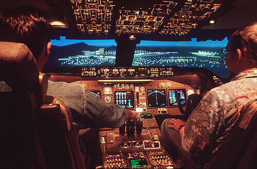 Im Flugsimulator nehmen Hobbypiloten Platz, Foto: Lufthansa