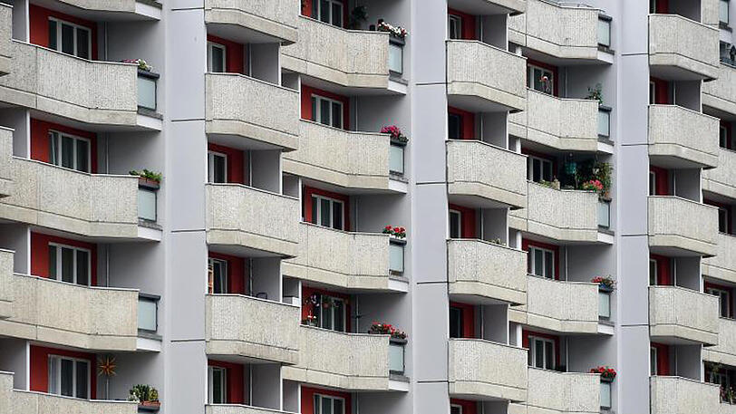 Fassade eines Wohnhauses in Berlin.
