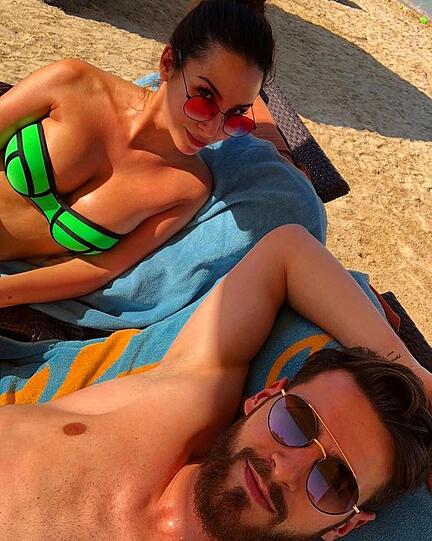 Sila Sahin und Ehemann Samuel Radlinger sind nach Dubai geflogen