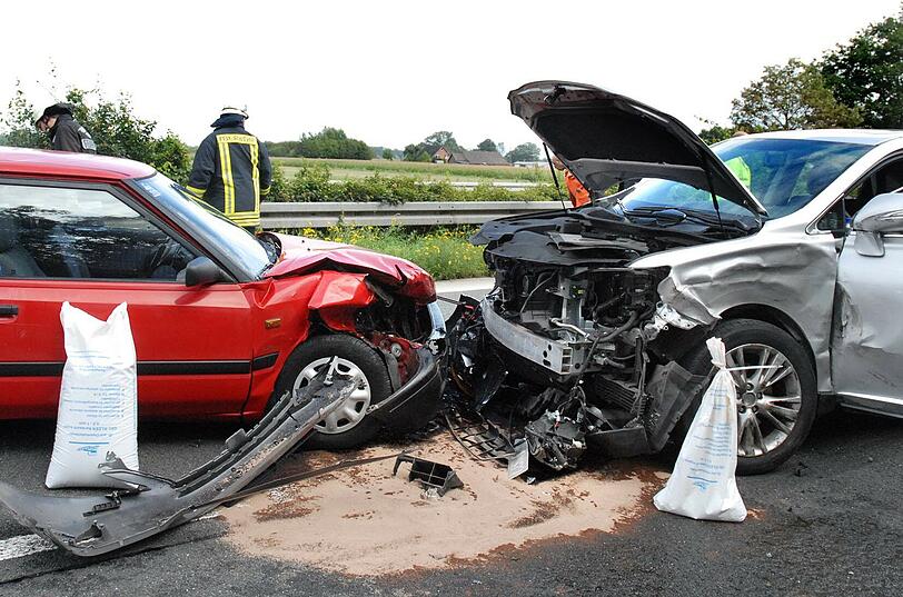 Wer einen Unfall baut, darf sich nicht einfach aus dem Staub machen.
