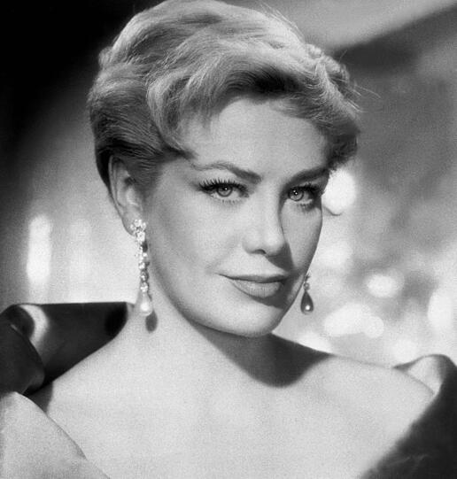 Hildegard Knef: Hildegarde Neff war ihr Schauspielname in den USA. Hier eine Studioaufnahme von 1952.