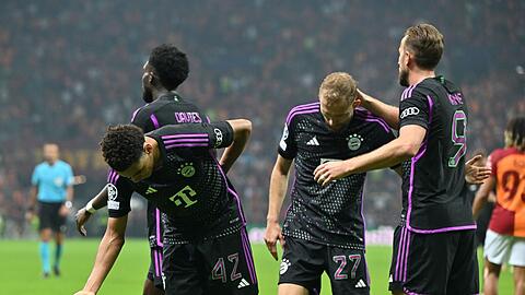 Nach dem 3:1 von Jamal Musiala (l) war das Spiel entschieden. Nach dem 3:1 von Jamal Musiala (l) war das Spiel entschieden.