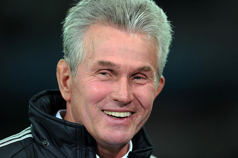 &bdquo;Ich werde keinen Zylinder hinlegen, die Namen reinlegen und dann die Lose herausziehen.&ldquo;

(Bayern-Trainer Jupp Heynckes am Freitag in München auf die Frage,
wie er bei der Rotation seiner Startelf vorgehe)