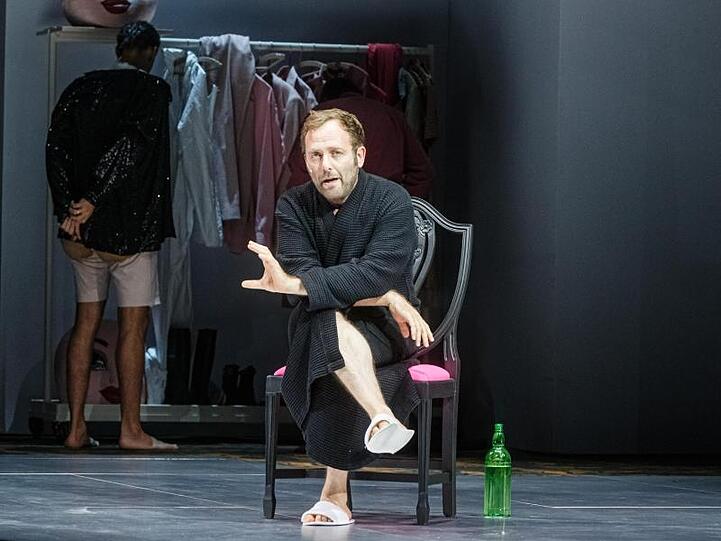 Samuel Weiss spielt den Protagonisten und Ich-Erzähler Florent.
