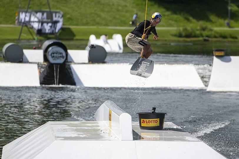 Wakeboarden in München? Kein Problem – am Wochenende geht das auf dem Olympiasee.