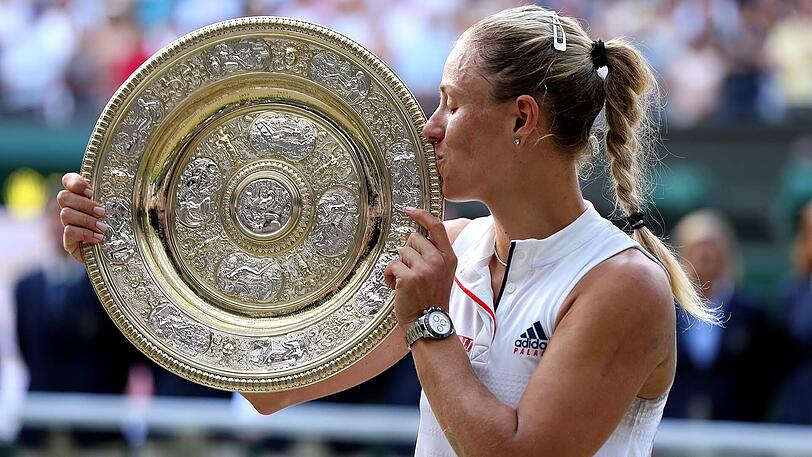 DIE GEWINNER DES SPORTJAHRES 2018 - ANGELIQUE KERBER: 2016 gewann sie die Australian und die US Open, 2017 hatte sie ein gewaltiges Tief - und krönt das starke Comeback dieses Jahr mit dem Sieg in Wimbledon. 22 Jahre nach Steffi Graf gewinnt wieder eine Deutsche das wichtigste Tennisturnier der Welt. Und Kerber beweist ihr Format als echte Gewinnerin.