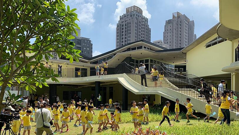 Die Guan-Pu-Grundschule, bei der schon das Gebäude Spaß macht. Die Guan-Pu-Grundschule, bei der schon das Gebäude Spaß macht.