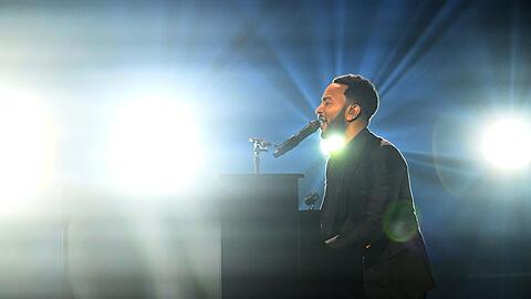 Die emotionalsten Momente gab es, wenn John Legend allein am Klavier saß.