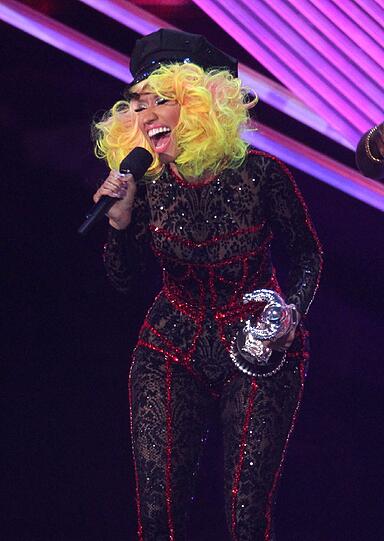 Weitere Trophäen gingen an Nicki Minaj (&bdquo;Bestes Video einer Künstlerin&ldquo;)...