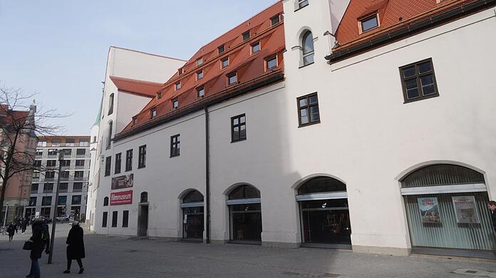 Das Stadtcafe am Sankt-Jakobs-Platz neben dem Filmmuseum.