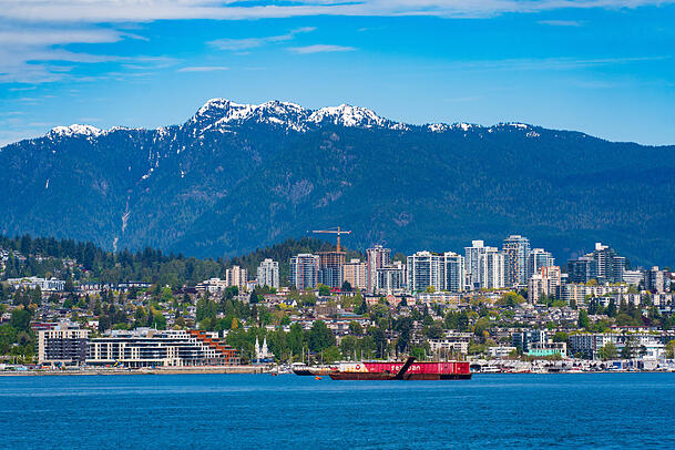 Blick auf North Vancouver von Downtown. Blick auf North Vancouver von Downtown.