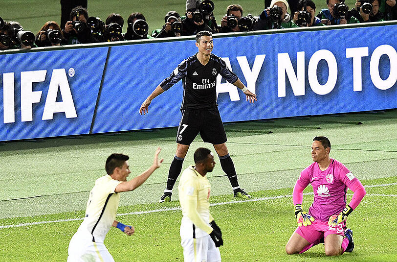 Den Treffer zum 2:0 von Cristiano Ronaldo (90.+3) hatte Schiedsrichter Enrique Cßceres aus Paraguay erst annulliert, um ihn dann nach Momenten der Verwirrung doch zu geben.