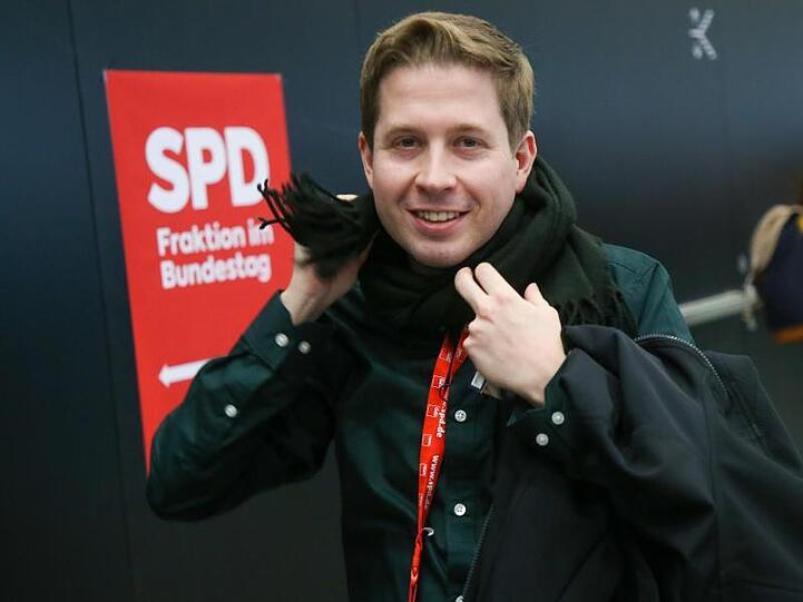 Juso-Chef Kevin Kühnert ist als stellvertretender SPD-Vorsitzender gewählt worden.