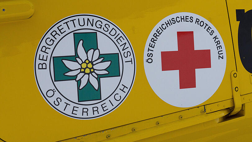 Bei der Bergung erlag der 25-Jährige seinen schweren Verletzungen. (Symbolbild)