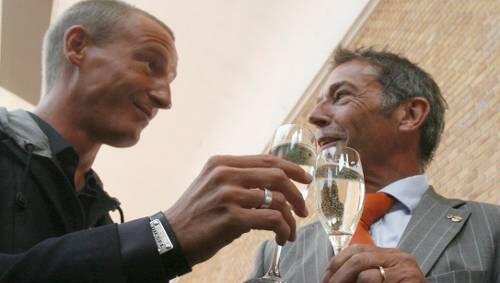 Standen sich sehr nahe: Jörg Haider, Stefan Petzner. Standen sich sehr nahe: Jörg Haider, Stefan Petzner.