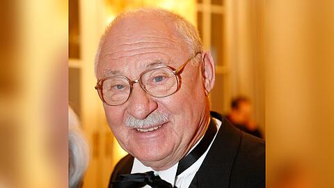 Tritt heute dem Club der Hunderter bei: Rolf Schimpf.