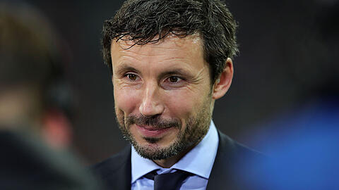 Mark van Bommel beendete seine aktive Karriere im Sommer 2013. Von seinem ersten Job als Bundesliga-Trainer beim VfL Wolfsburg wurde er am 24. Oktober nach wenigen Monaten wieder entbunden.