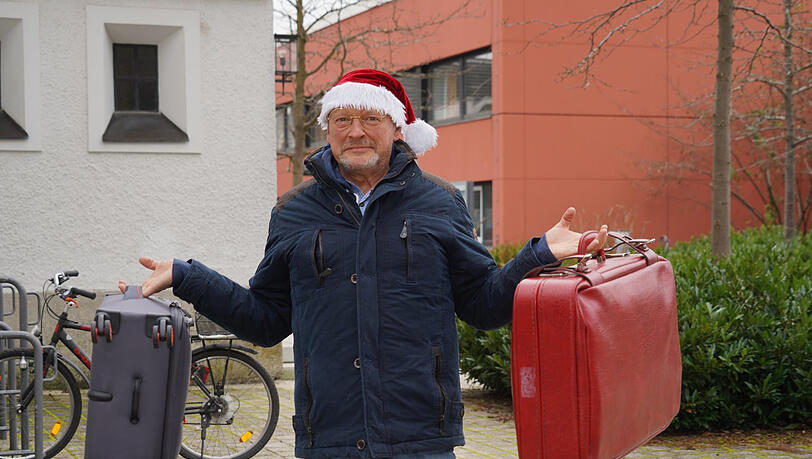 AZ-Interview mit Rudolf Mundl: Der Eichenauer tritt gerne im Freien als Nikolaus auf.