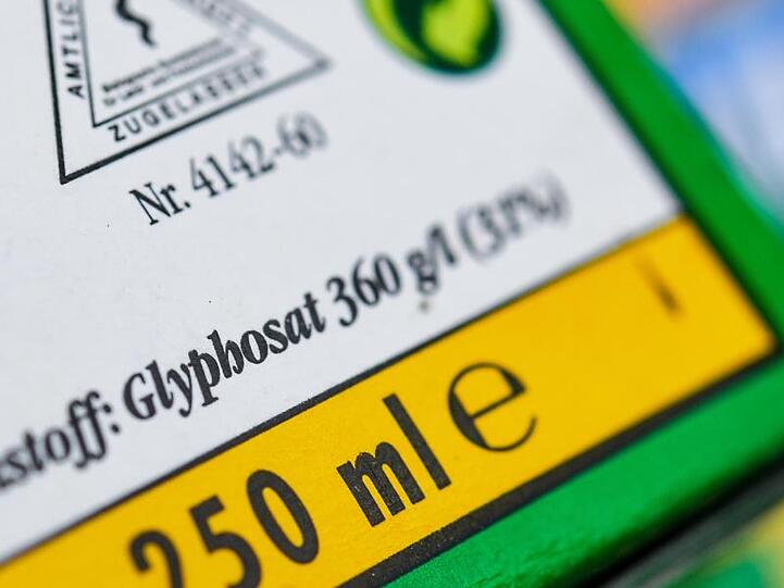 Glyphosat steht im Verdacht, krebserregend zu sein.