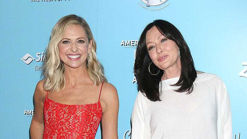 Ein Herz- und eine Promiseele: Sarah Michelle Gellar (l.) und Shannen Doherty
