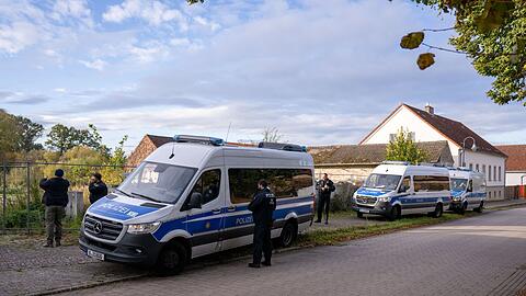 "Wir suchen nach Beweismitteln", sagte ein Polizeisprecher.