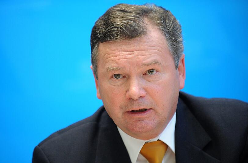 Jakob Kreidl (CSU) ist der Skandal-Landrat von Miesbach. Am Dienstagabend gab er in einer Erklärung bekannt, er werde im Falle einer Wiederwahl das Amt nicht mehr annehmen.