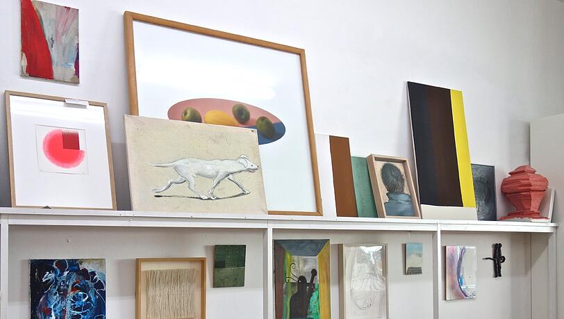 Kunst zum Ausleihen in der Artothek im Rosental. Kunst zum Ausleihen in der Artothek im Rosental.