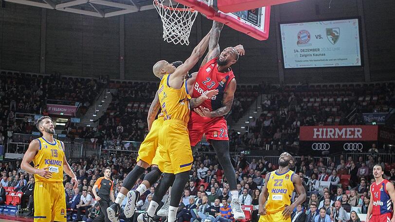 Zuletzt in überragender Form: Bayerns Star-Neuzugang und Ex-NBA-Profi Derrick Williams (r.).