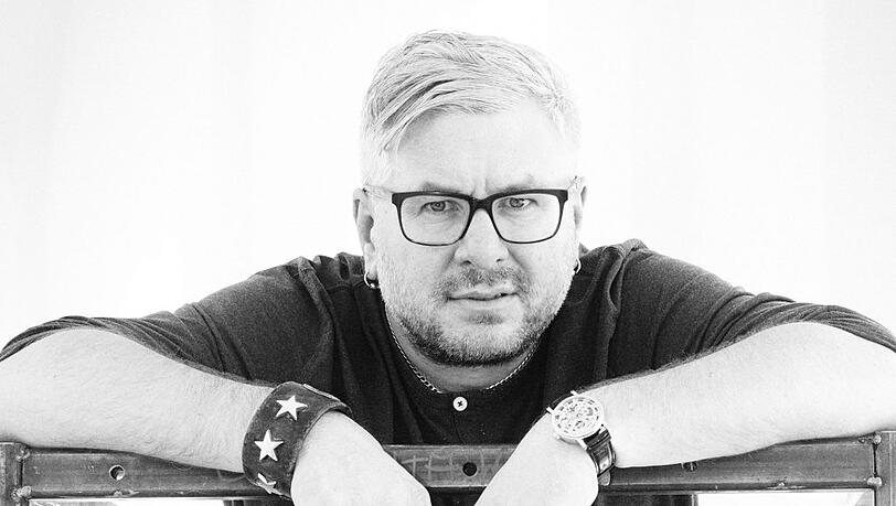 Der 55-jährige Moses Wolff ist Schauspieler, Kabarettist und Autor.