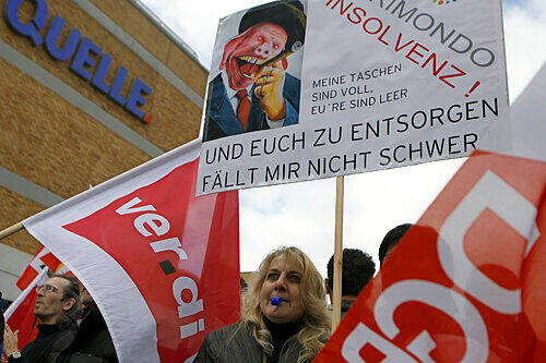Quelle-Mitarbeiter protestierten Anfang November gegen die Insolvenz des Versandhauses &ndash; vergebens.