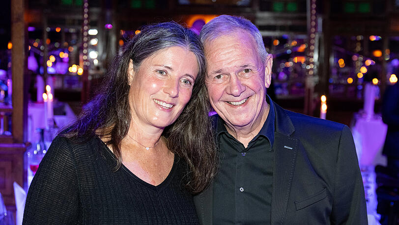 Fritz Egner und seine Frau Katrin kommen zur Premierengala der neuen Show "Moonia" von Schuhbecks teatro. (Archivbild) Fritz Egner und seine Frau Katrin kommen zur Premierengala der neuen Show "Moonia" von Schuhbecks teatro. (Archivbild)