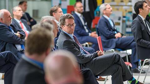 Andreas Scheuer, Bundesminister für Verkehr und digitale Infrastruktur, beim Auftakt für das Breitbrandprojekt.