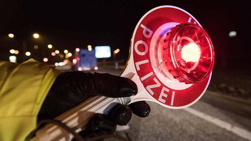 Bei Verkehrskontrollen am Wochenende griffen die Beamten diverse Autofahrer unter Alkohol- und Drogeneinfluss auf.