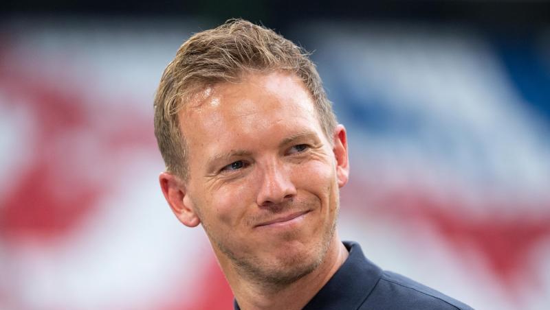 Trainer Julian Nagelsmann trifft mit dem FC Bayern München im Finale des Supercups auf Borussia Dortmund.