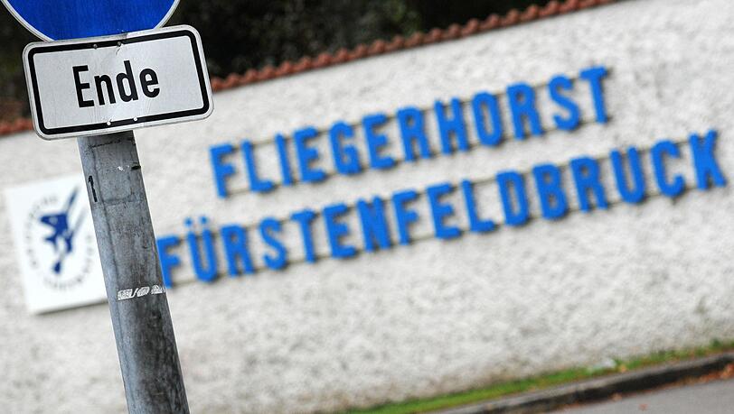 Der Fliegerhorst F&uuml;rstenfeldbruck kann auf eine lange und wechselhafte Geschichte zur&uuml;ckblicken. Offenbar sollen hier aber in Zukunft keine Flugzeuge mehr stationiert werden. (Archivbild)