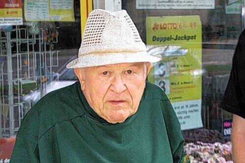 Der Mann der Ermordeten: Horst Hoose (76) ist erleichtert, dass der mutmaßliche Mörder seiner Frau gefasst ist.