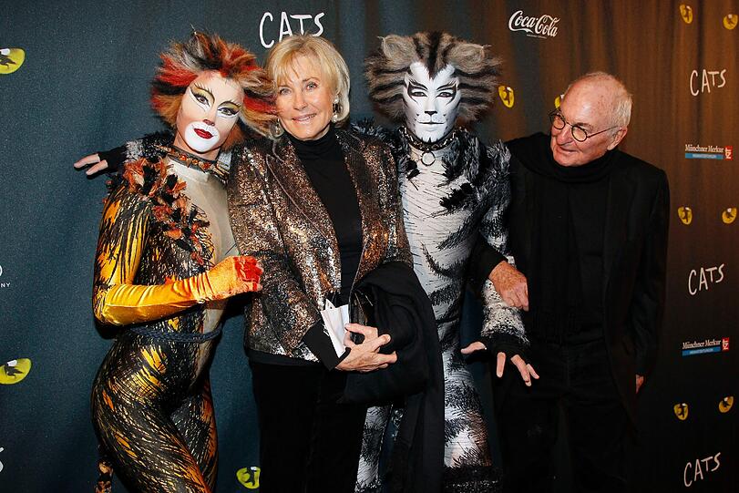 Das Musical "Cats" feiert Premiere im Theaterzelt an der Westendstraße: Fürstin Inge Wrede-Lanz und Peter Lanz.