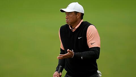 Tiger Woods musste zum ersten Mal in seiner Profi-Karriere bei einem Major-Turnier aufgeben..