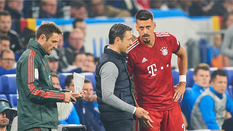 Kommt unter Niko Kovac (m.) kaum zum Einsatz: Sandro Wagner (r.).