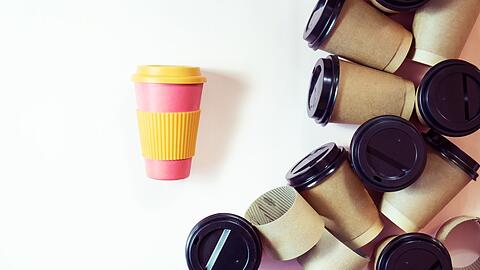 Die EU will einen politischen Rahmen für "Bioplastik" schaffen. Unter anderem geht es um Kennzeichnung und Recycling von Kunststoffprodukten.