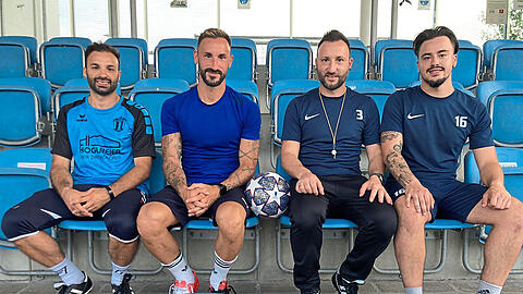 Gestatten, wir sind die Aschheimer Contentos: (v.l.) die Brüder Domenico, Diego, Vincenzo und Alessandro.  Foto: Guido Verstegen