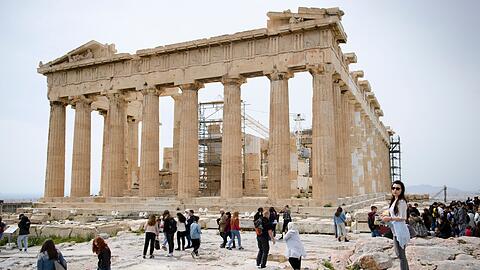 Noch ist nicht bekannt, warum ein Touristenpaar an der Akropolis angegriffen wurde. (Archivbild)