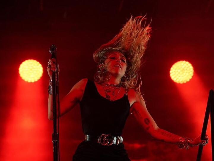 Es gibt Neues von Miley Cyrus.