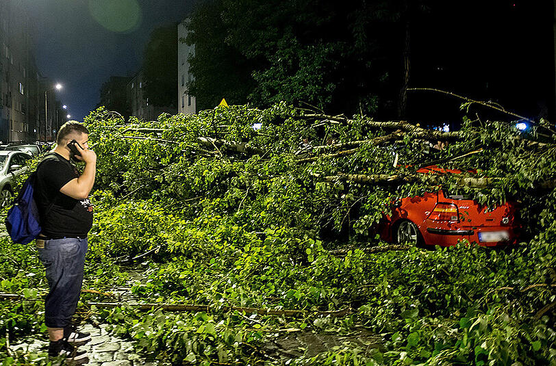 Heftige Unwetter haben in Polen zu Überschwemmungen und Verwüstungen geführt.