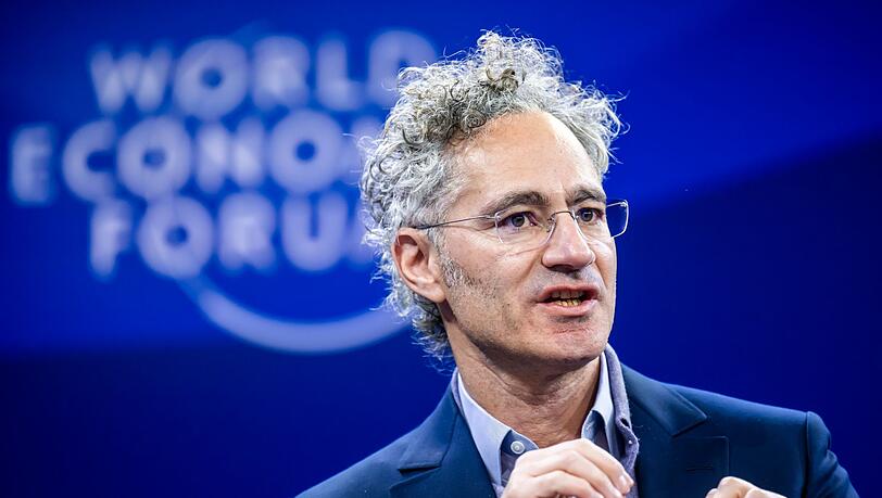 Palantir-Chef Karp glaubt, dass KI Folgen f&uuml;r das Thema Einwanderung haben wird.